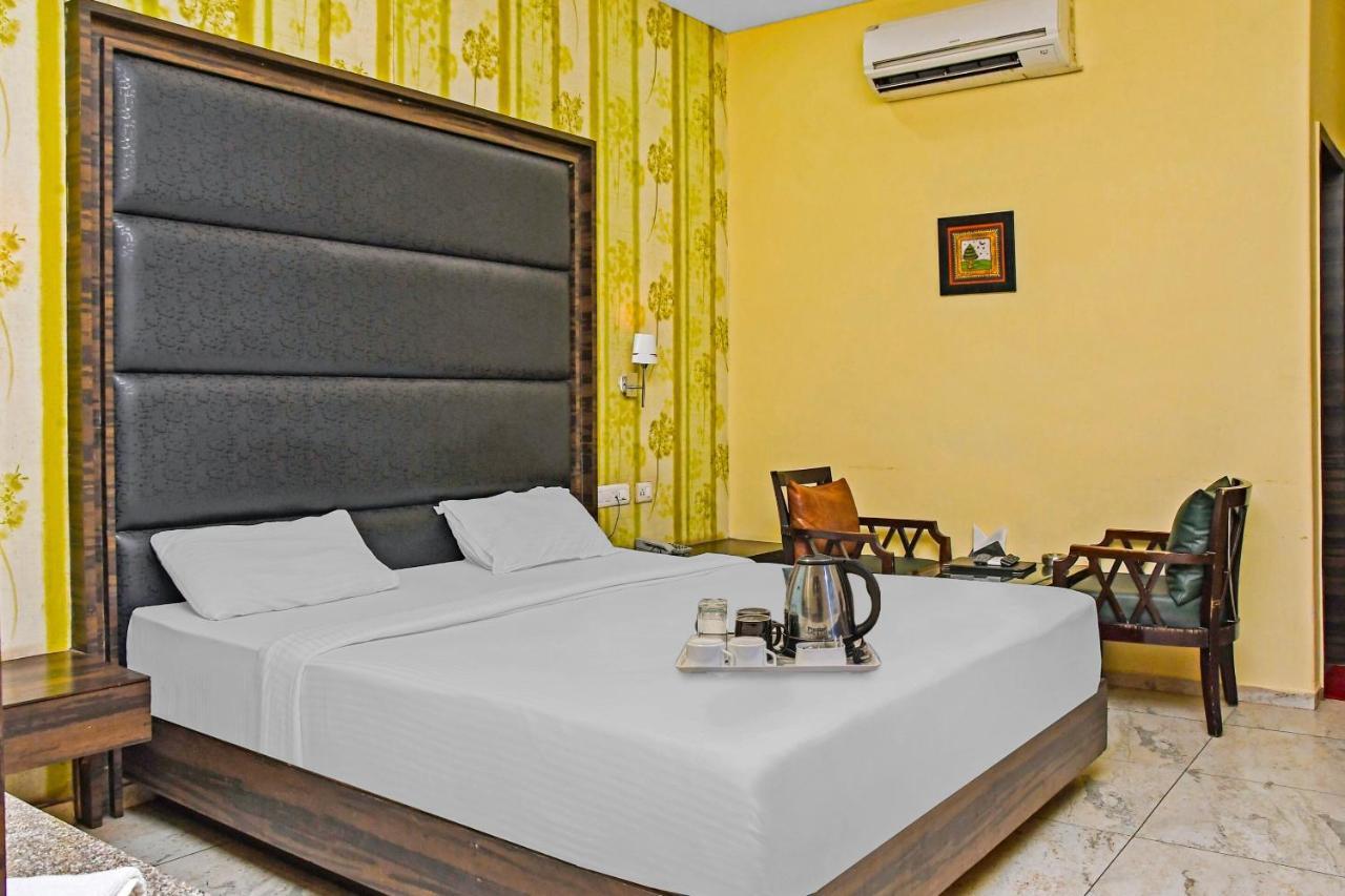 Townhouse 900 Hotel Surya Palace Bhilai Exterior photo