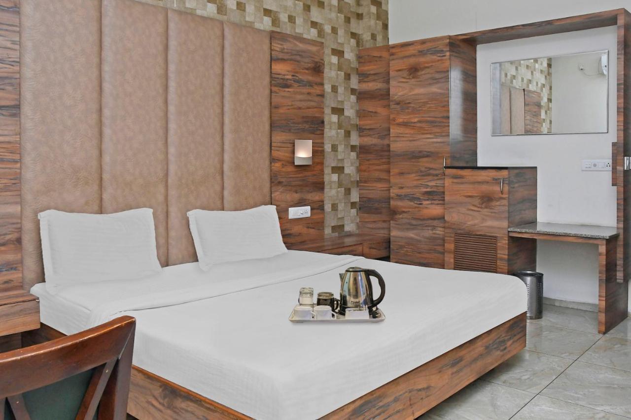 Townhouse 900 Hotel Surya Palace Bhilai Exterior photo