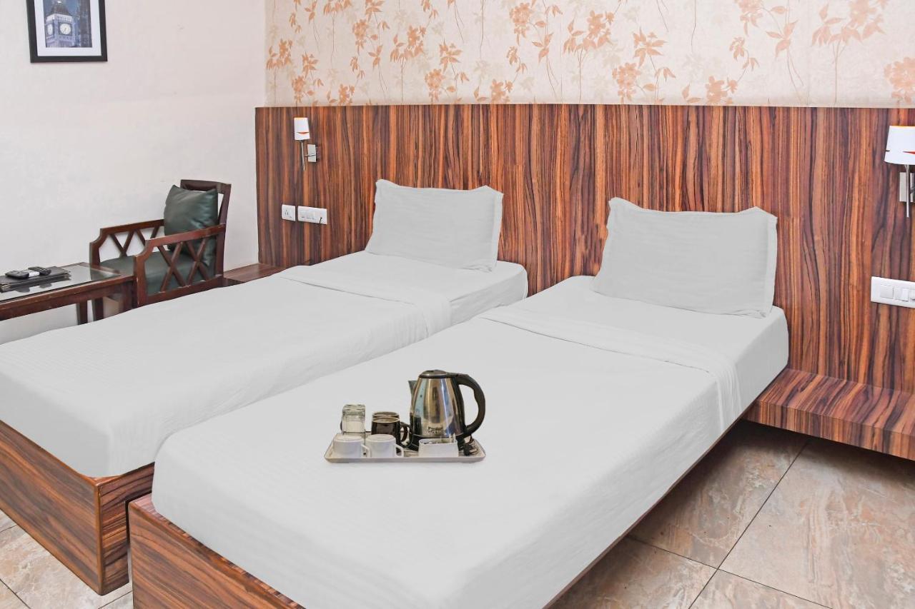 Townhouse 900 Hotel Surya Palace Bhilai Exterior photo